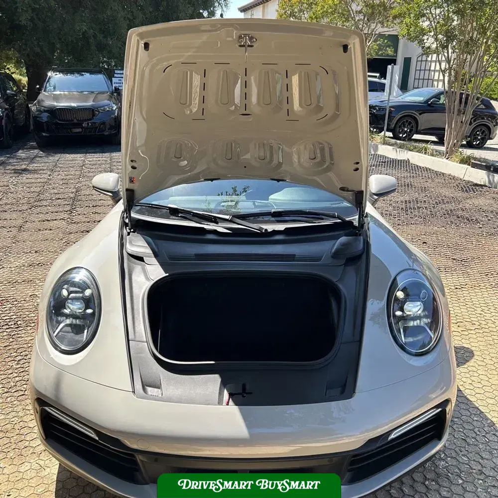 2021 Porsche 911 Carrera