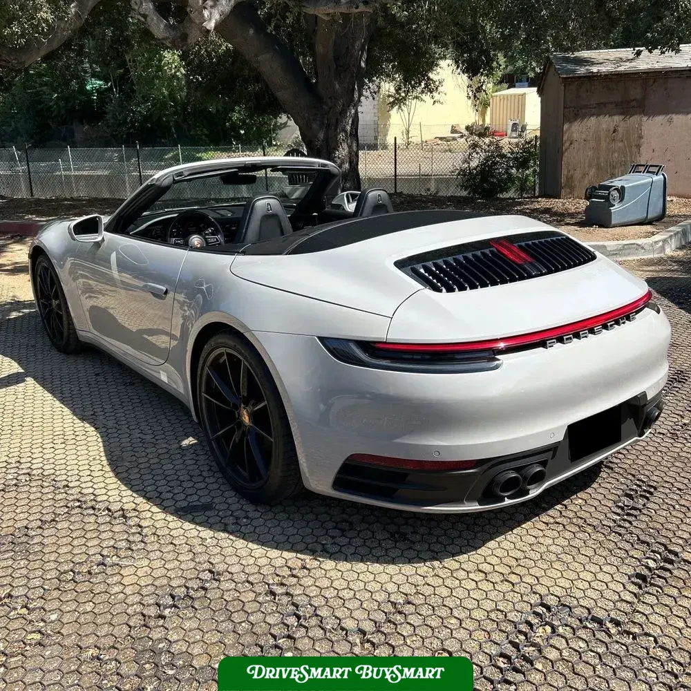 2021 Porsche 911 Carrera