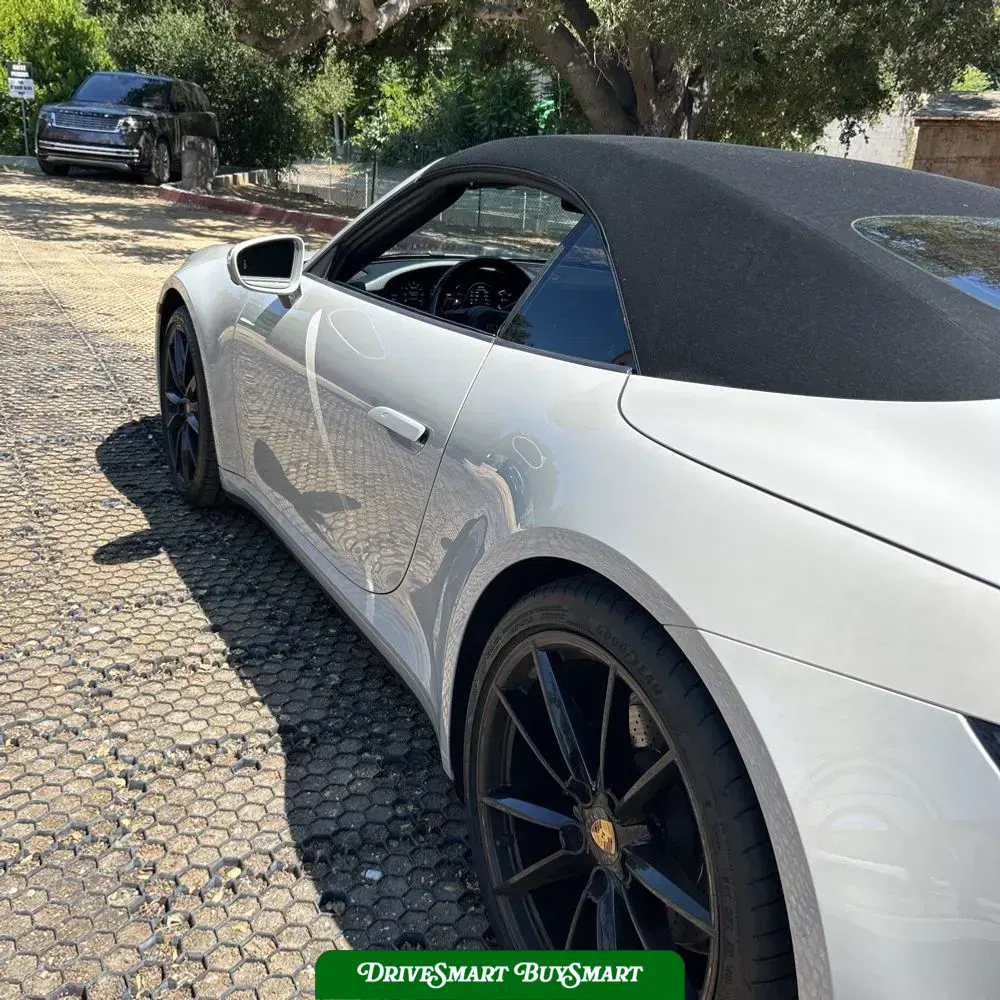 2021 Porsche 911 Carrera