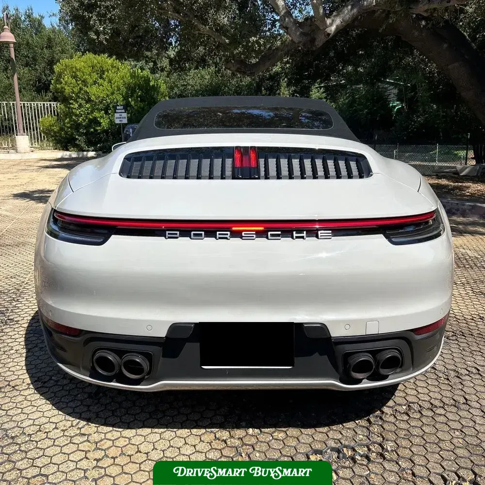 2021 Porsche 911 Carrera