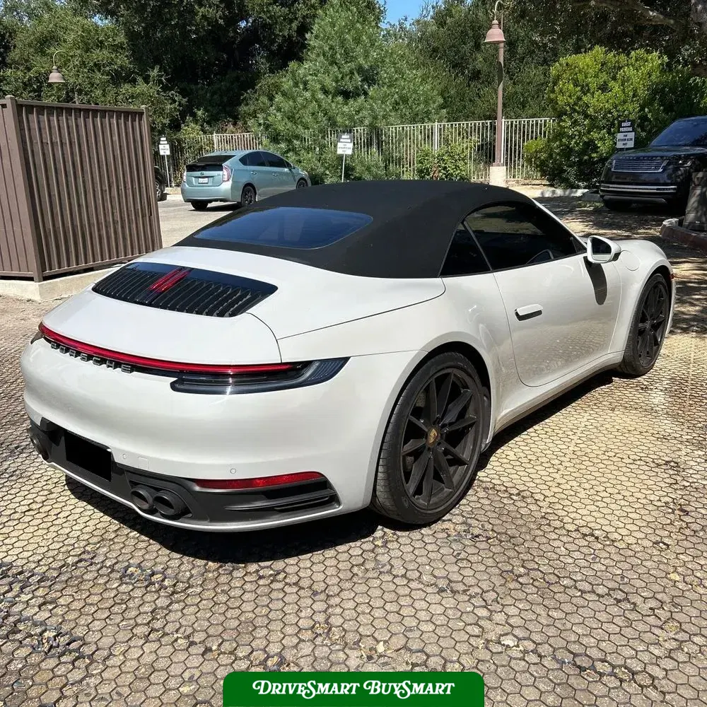 2021 Porsche 911 Carrera