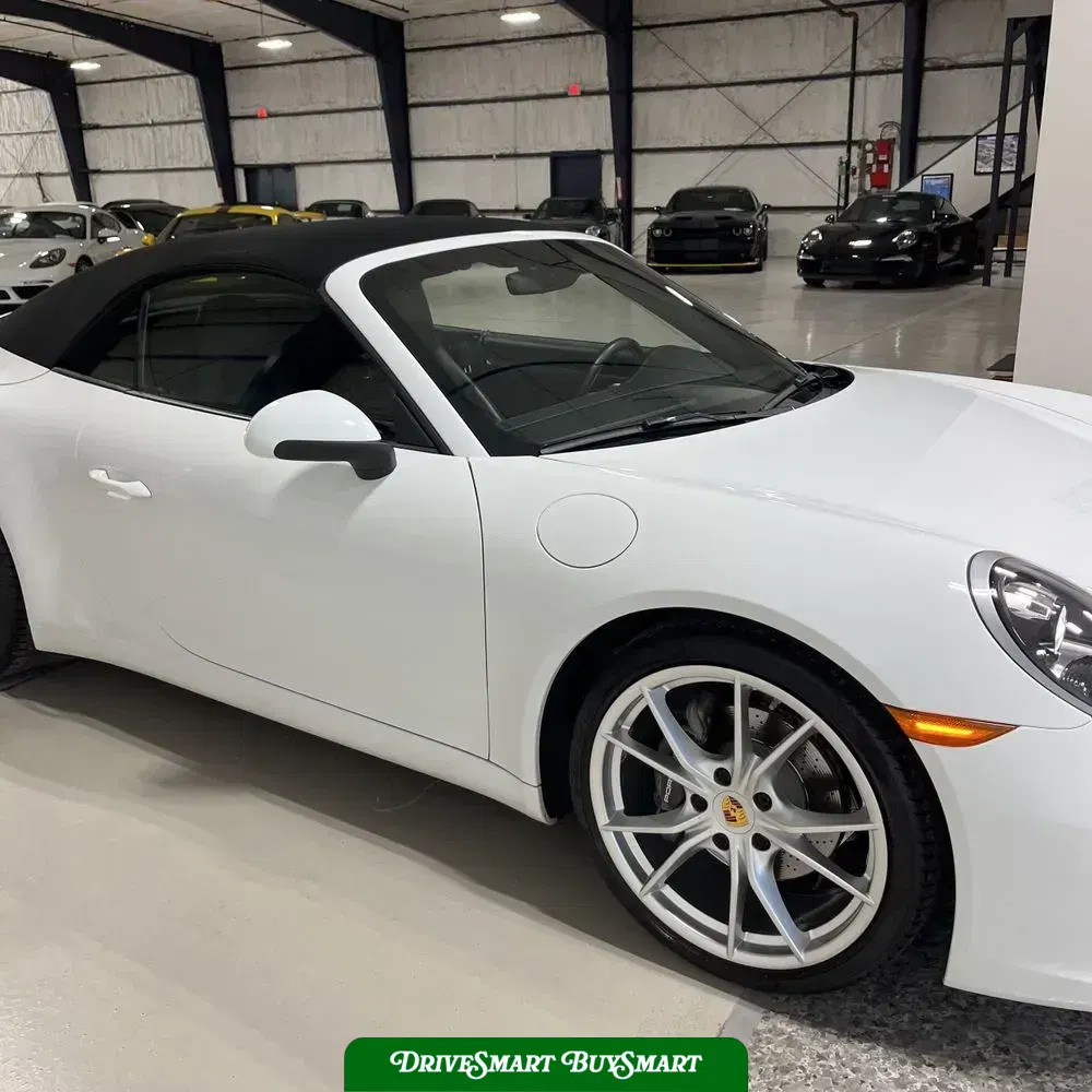 2018 Porsche 911 Carrera