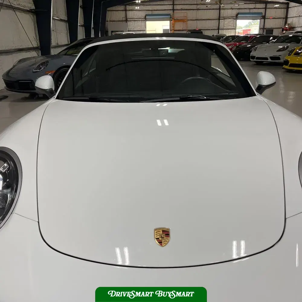 2018 Porsche 911 Carrera
