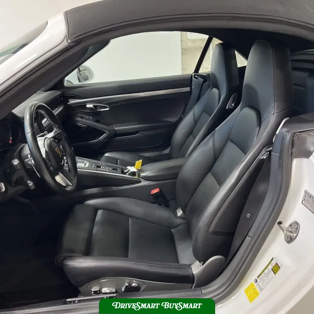 2018 Porsche 911 Carrera