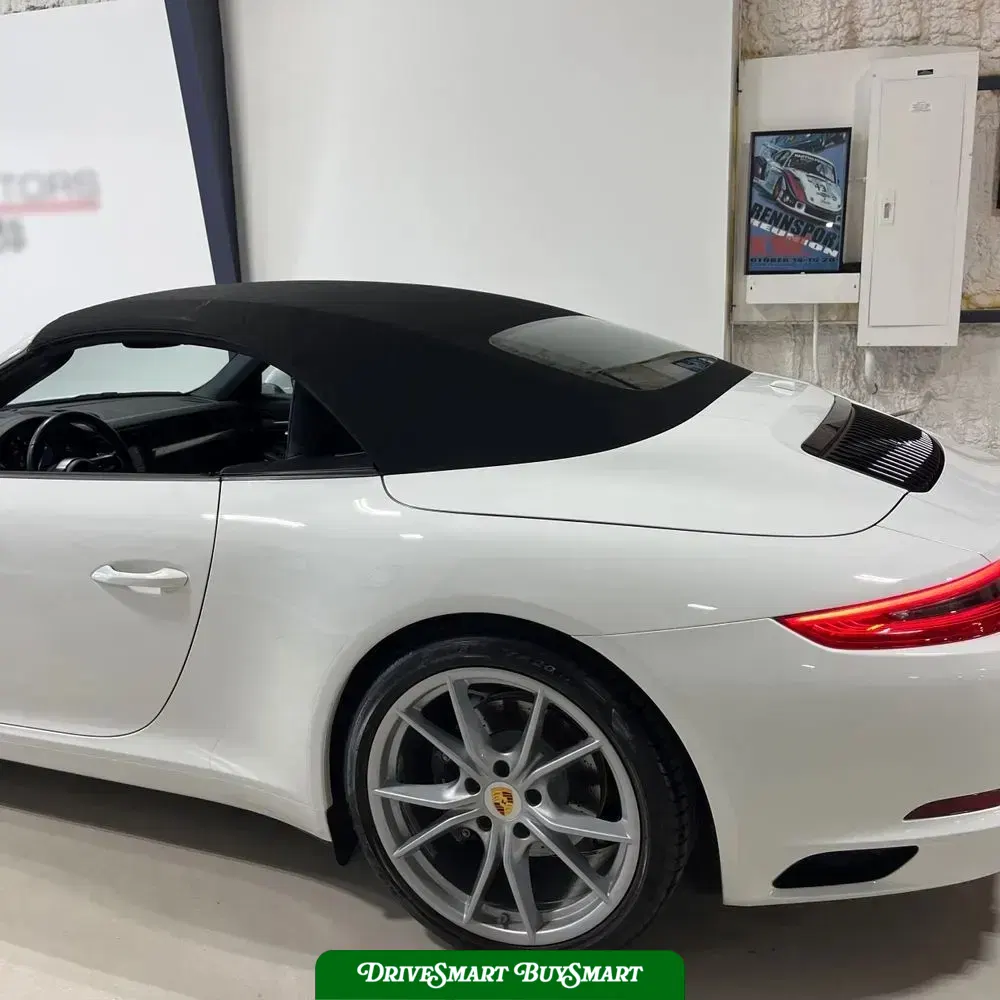 2018 Porsche 911 Carrera