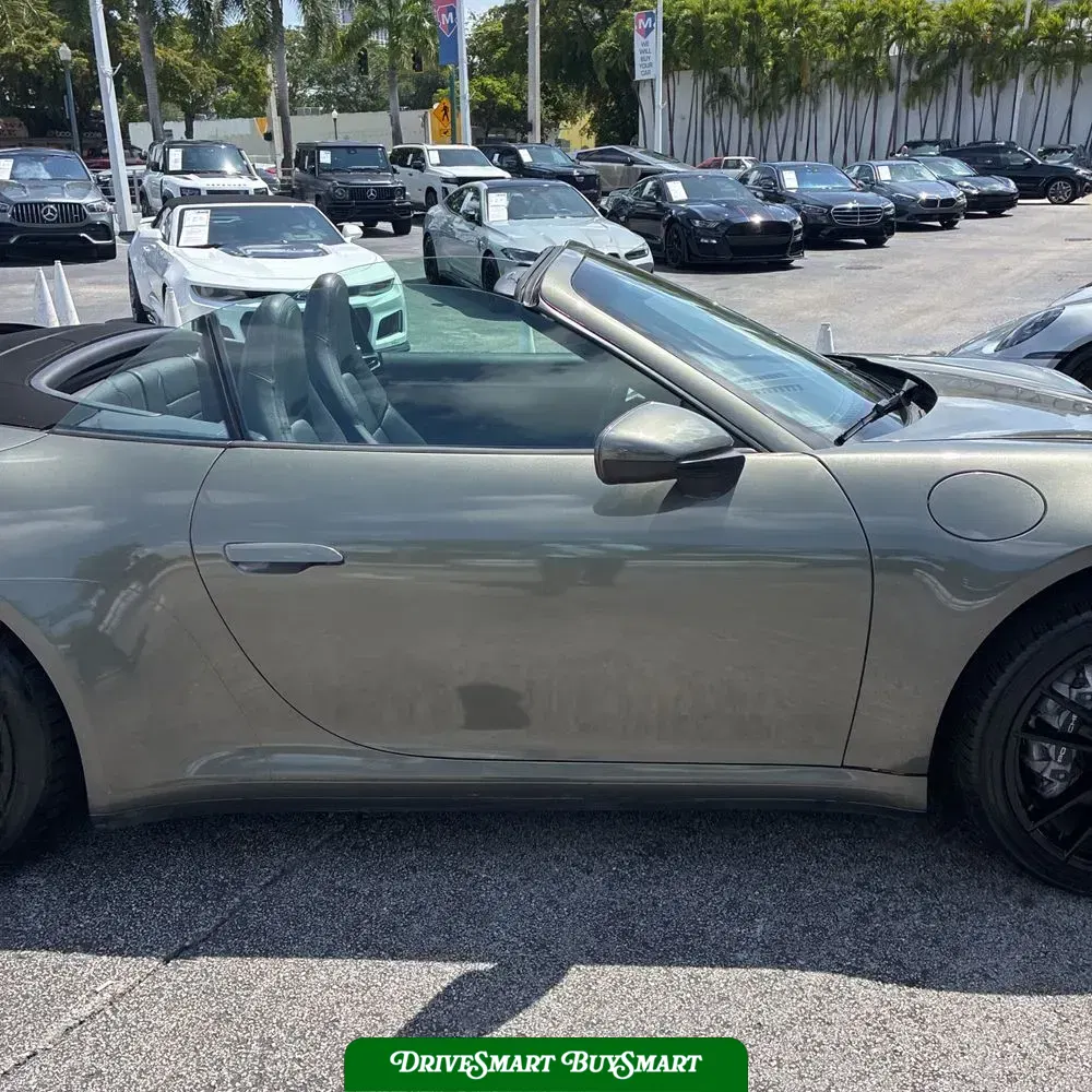2020 Porsche 911 Carrera Cabriolet