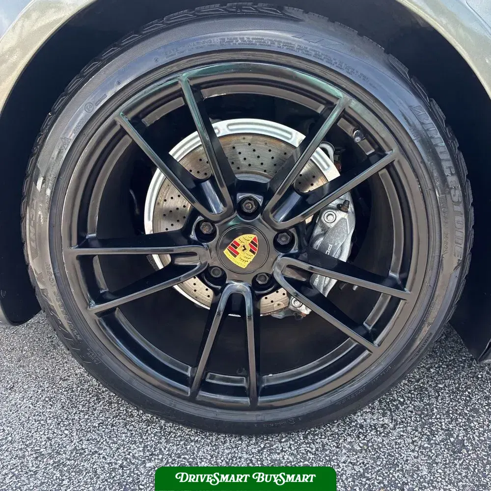 2020 Porsche 911 Carrera Cabriolet