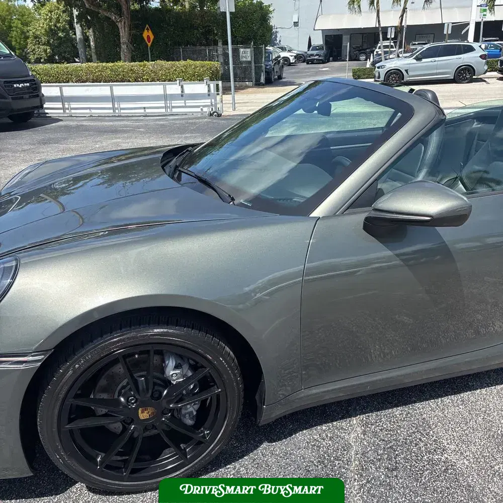 2020 Porsche 911 Carrera Cabriolet