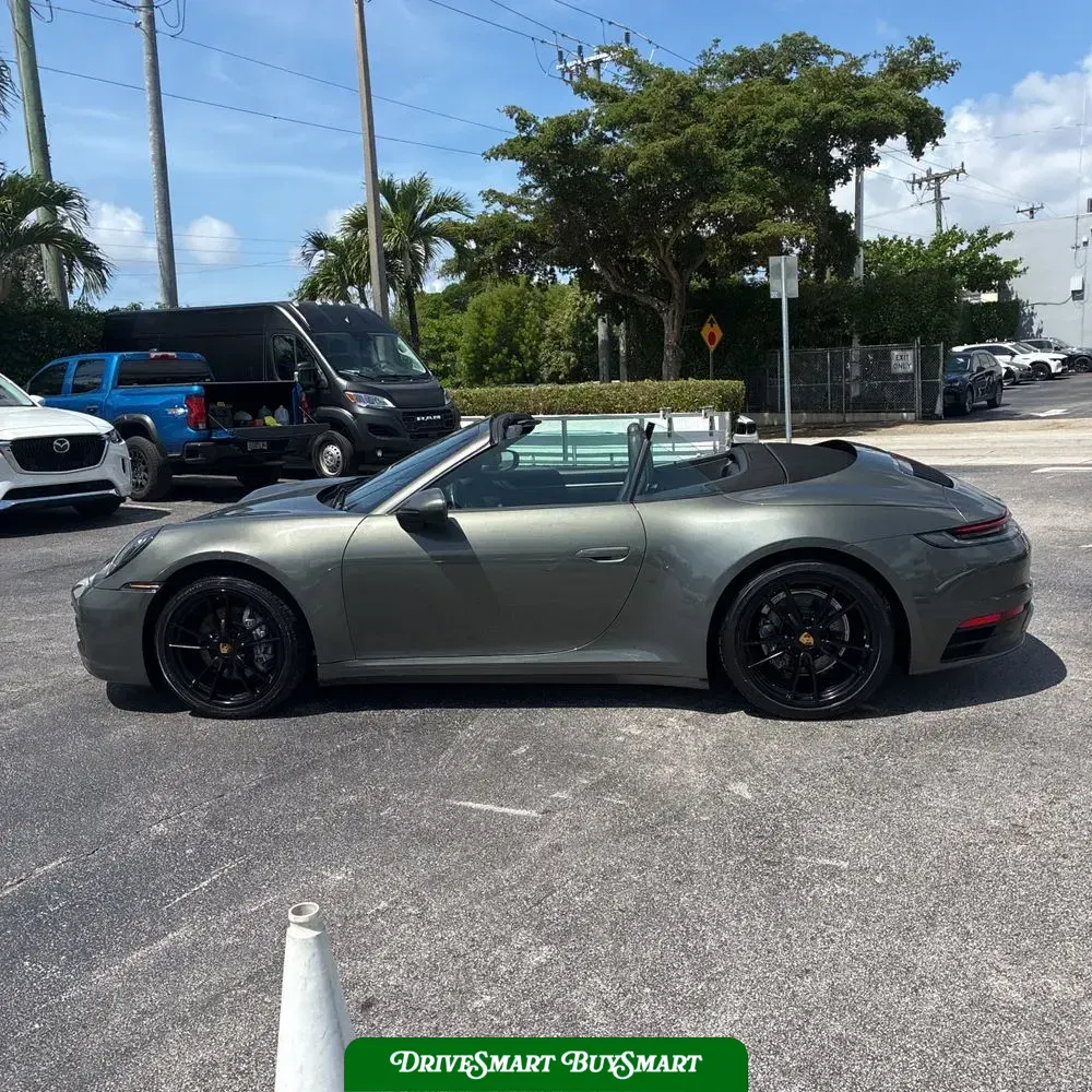 2020 Porsche 911 Carrera Cabriolet
