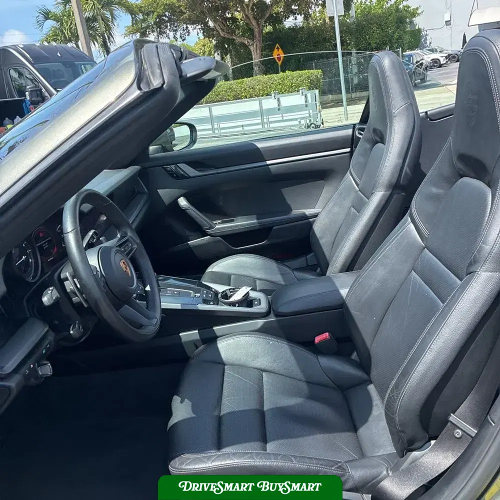 2020 Porsche 911 Carrera Cabriolet