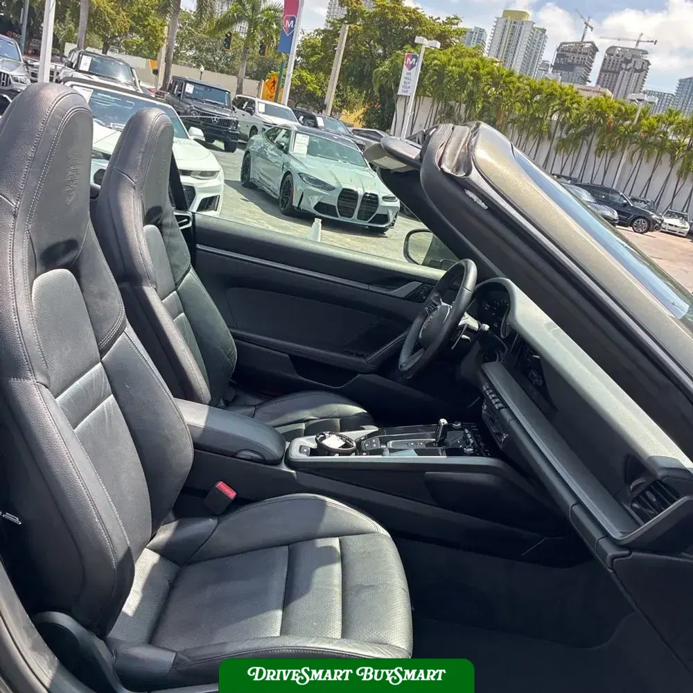 2020 Porsche 911 Carrera Cabriolet