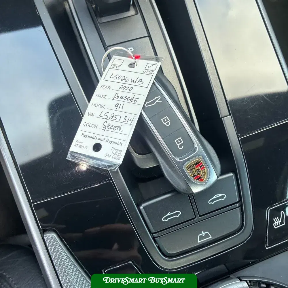 2020 Porsche 911 Carrera Cabriolet