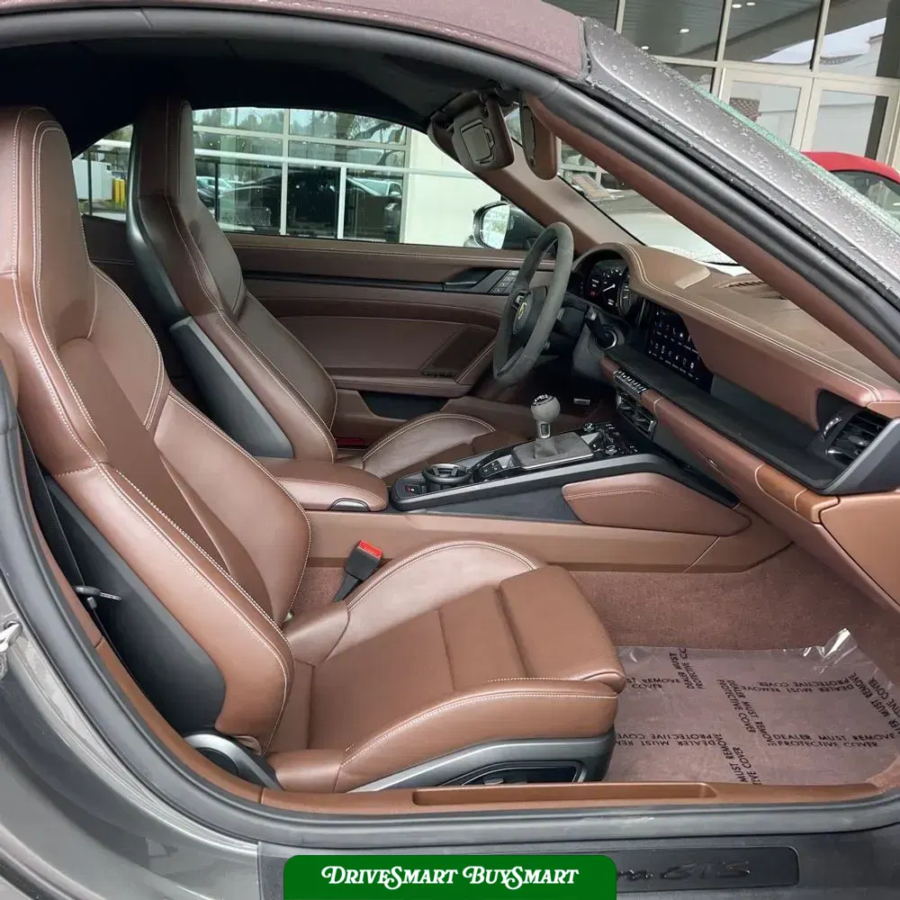 2023 Porsche 911 Carrera GTS