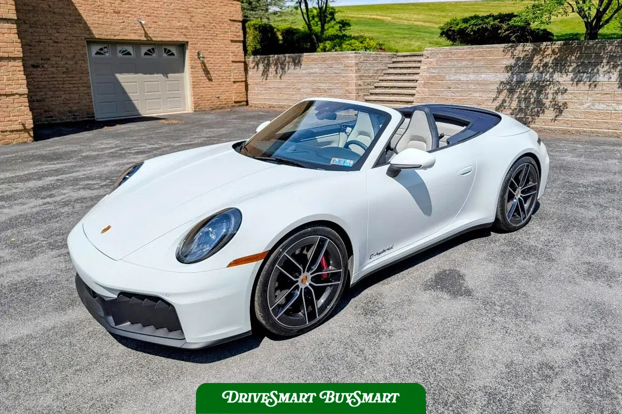 2026 Porsche 911 Carrera 4 GTS Cabriolet