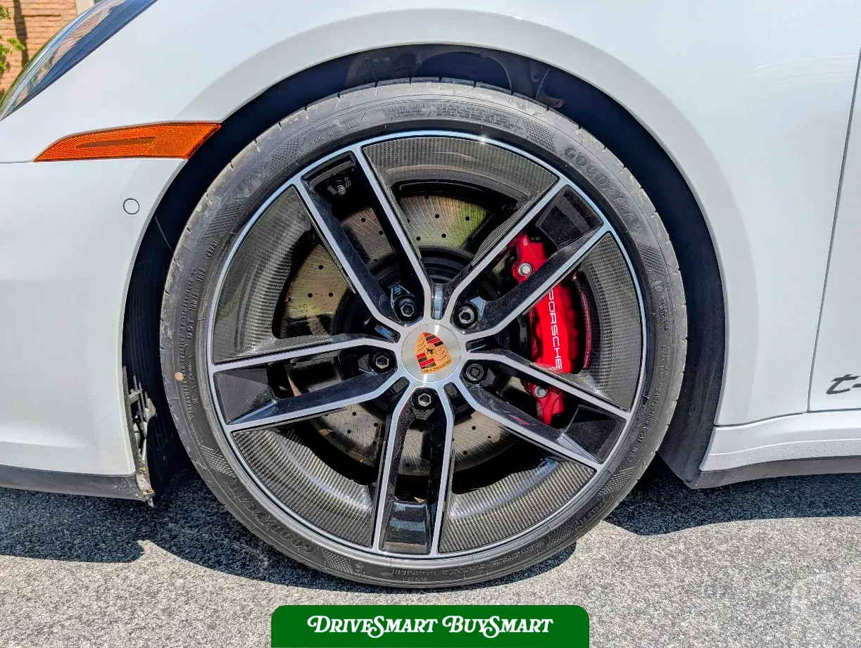 2026 Porsche 911 Carrera 4 GTS Cabriolet