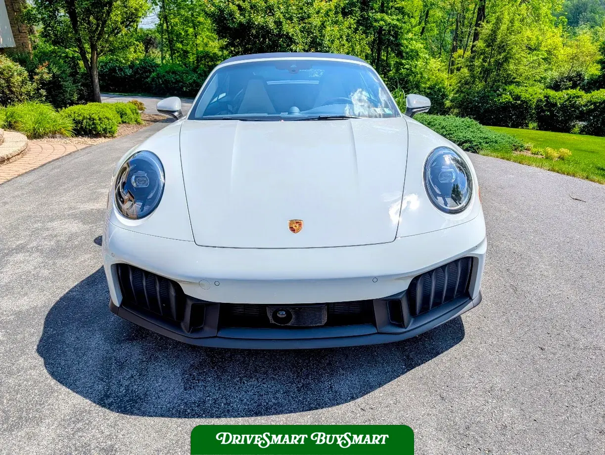 2026 Porsche 911 Carrera 4 GTS Cabriolet