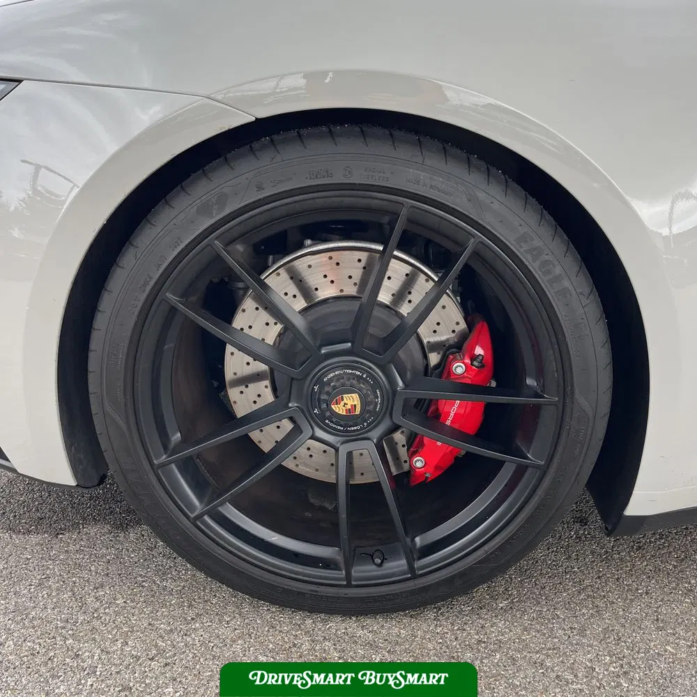 2023 Porsche 911 Carrera GTS