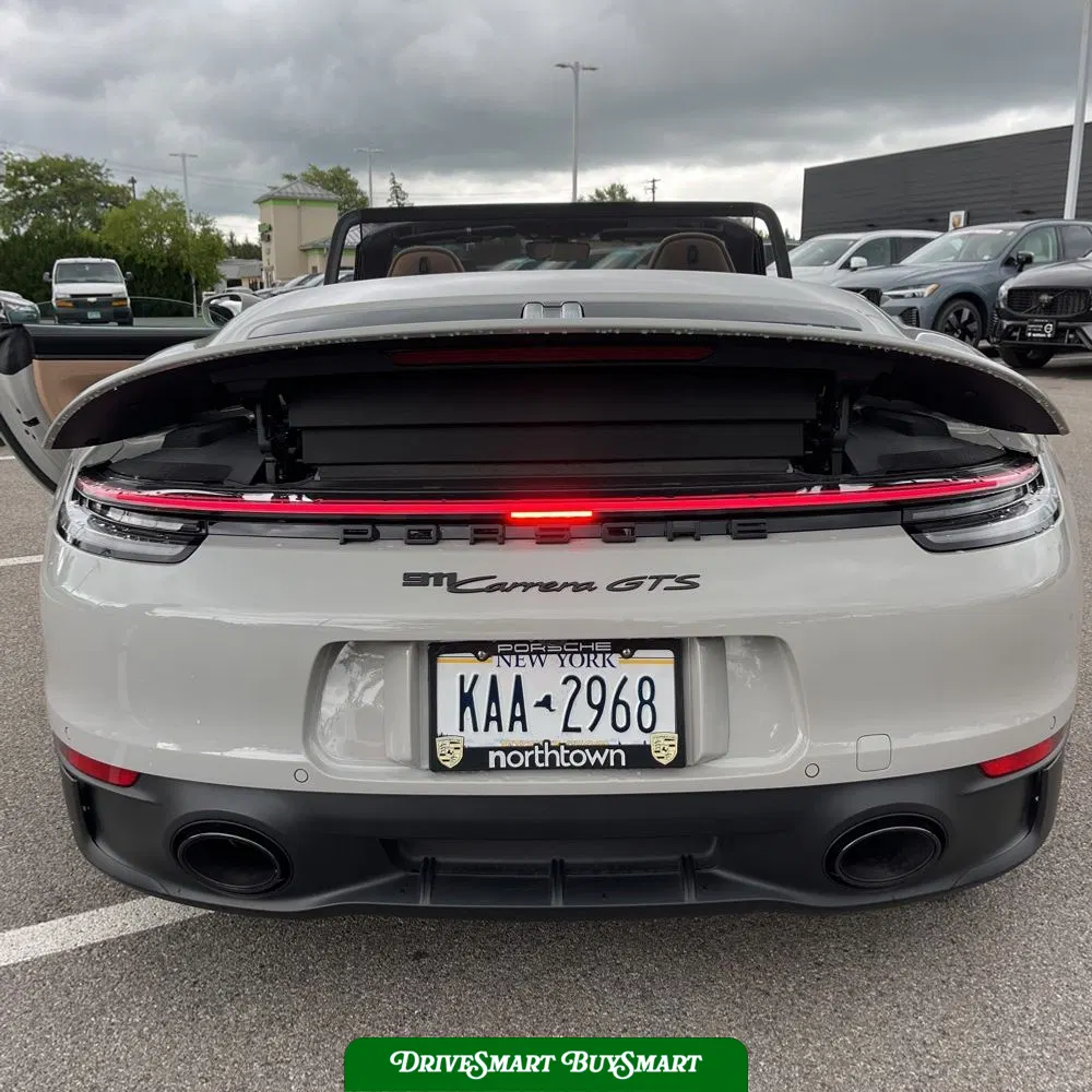 2023 Porsche 911 Carrera GTS
