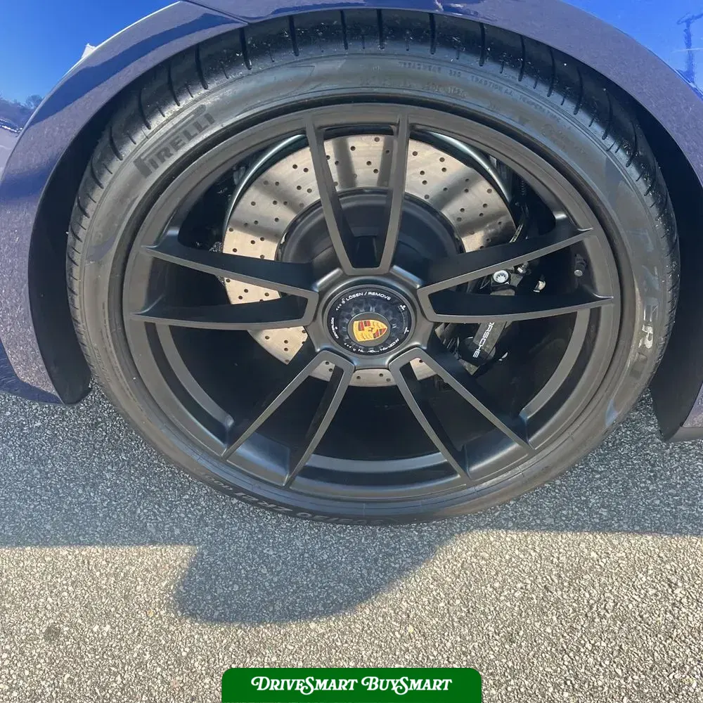 2024 Porsche 911 Carrera GTS
