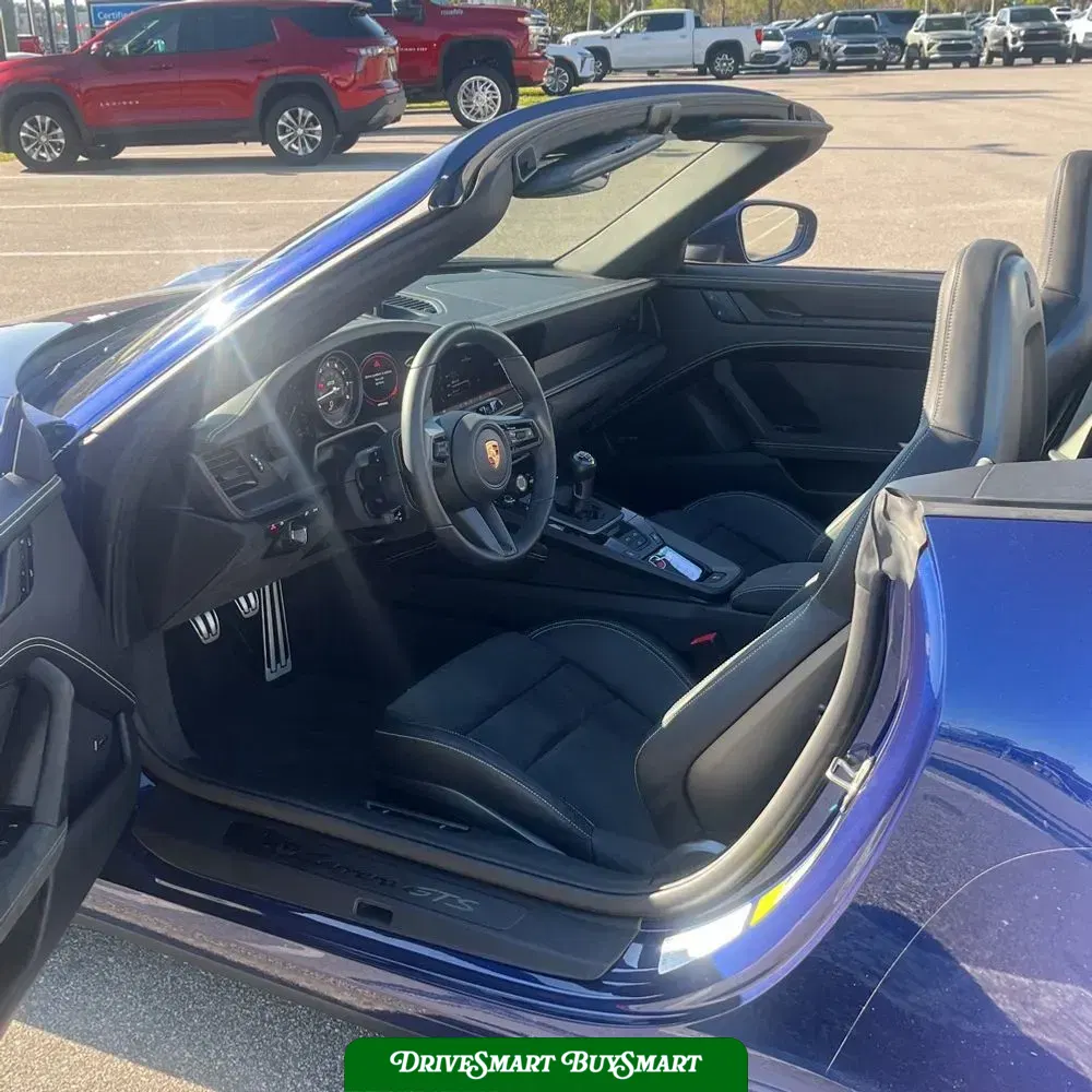 2024 Porsche 911 Carrera GTS