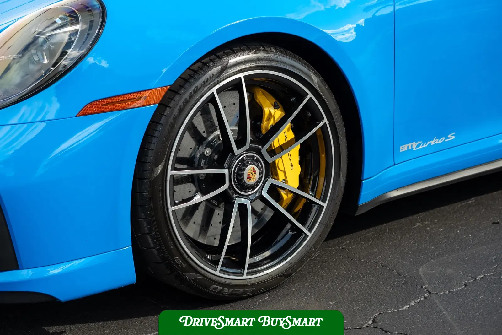 2023 Porsche 911 Turbo S Cabriolet