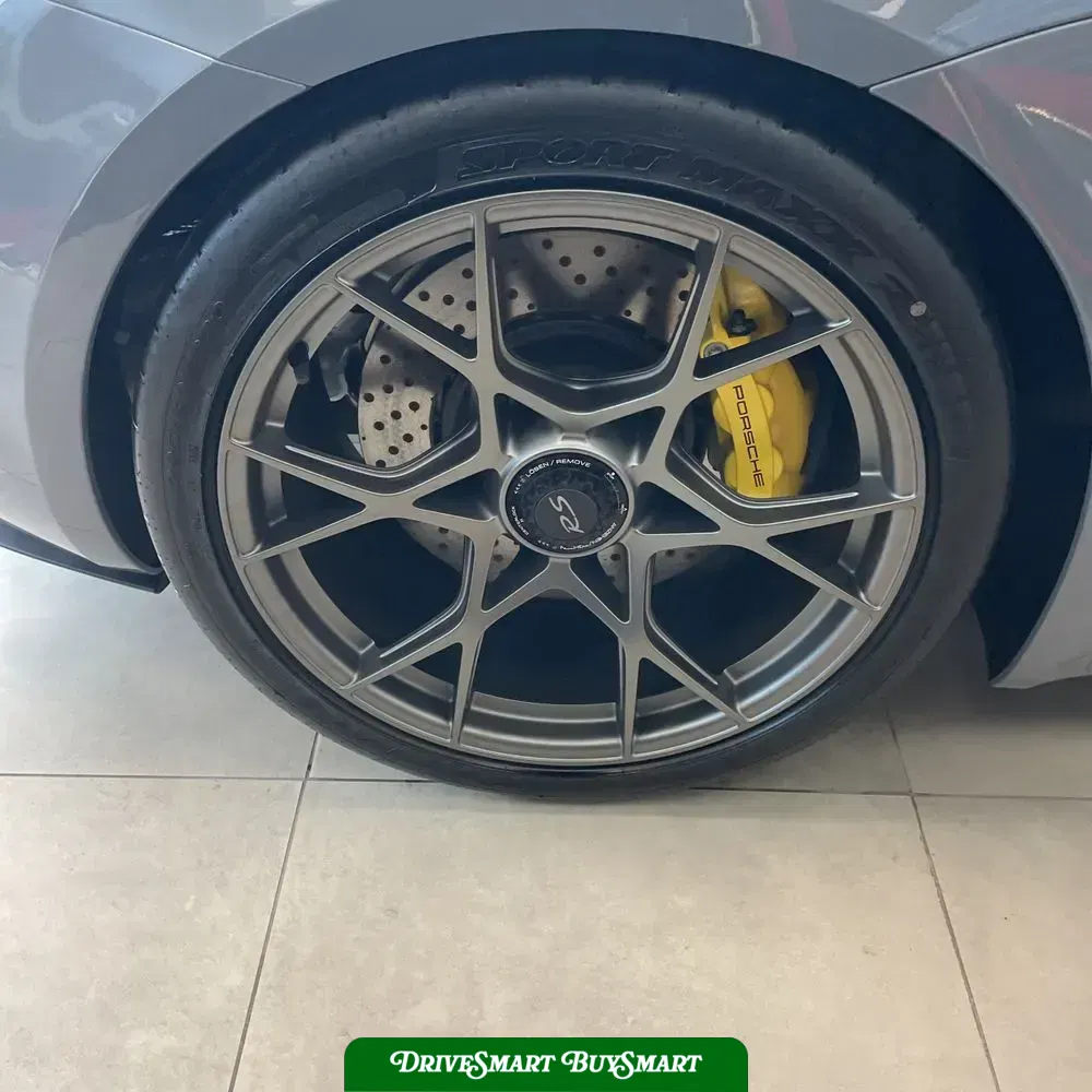 2025 Porsche 718 Boxster Spyder RS