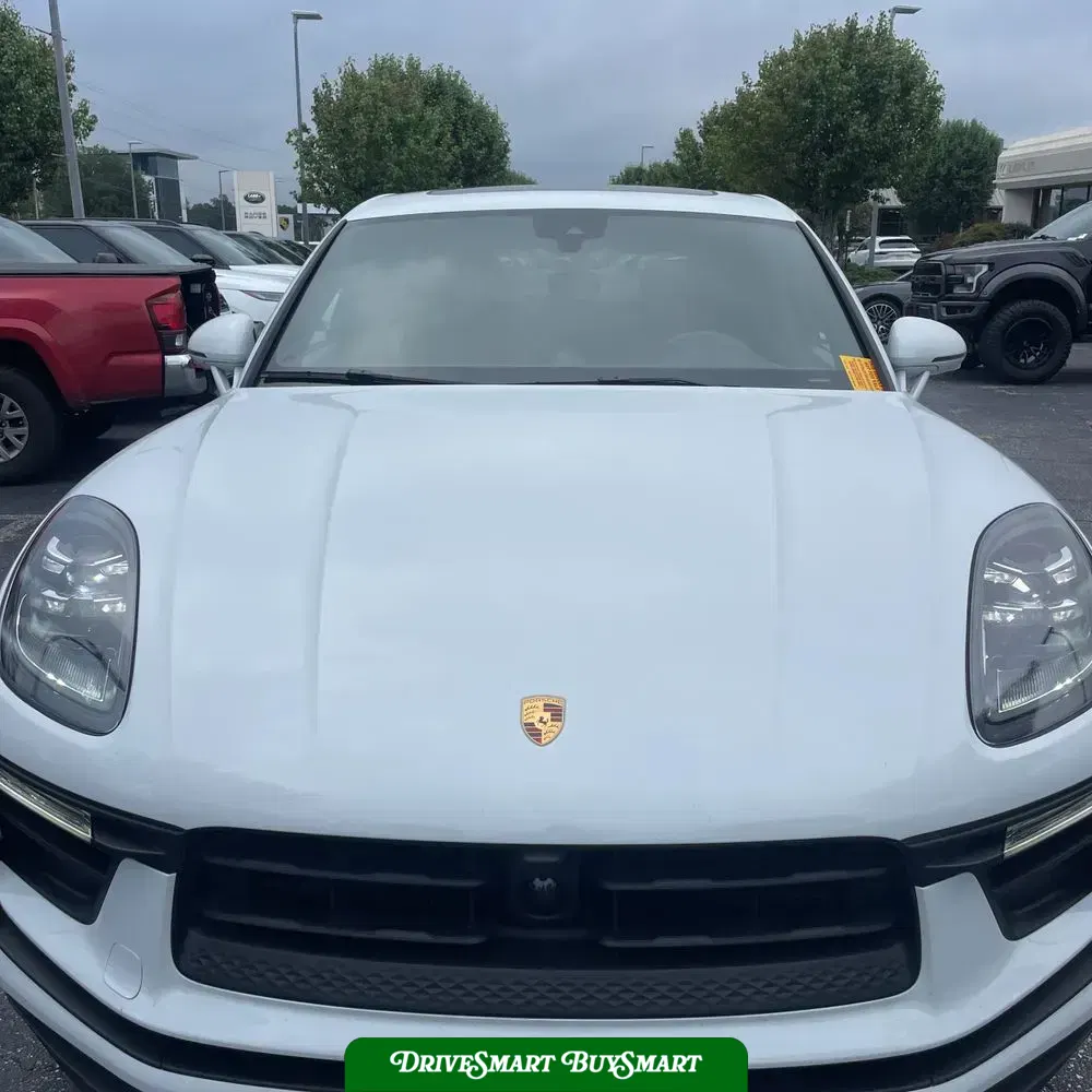 2024 Porsche Macan Base