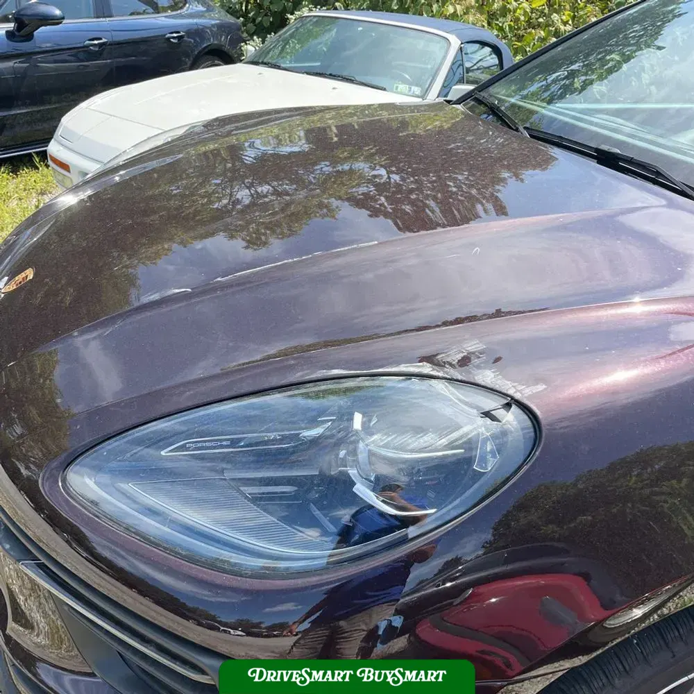 2025 Porsche Macan Base