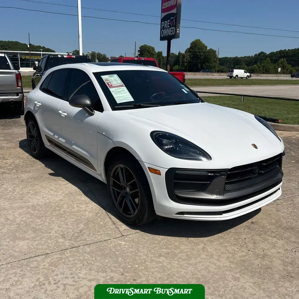 2024 Porsche Macan Base
