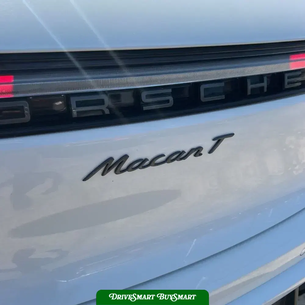 2024 Porsche Macan Base
