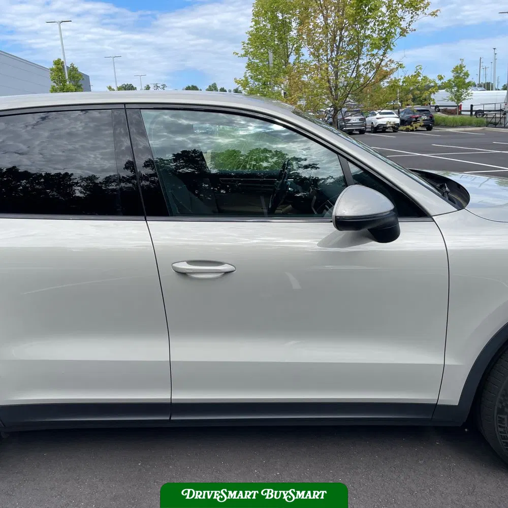 2022 Porsche Cayenne Base