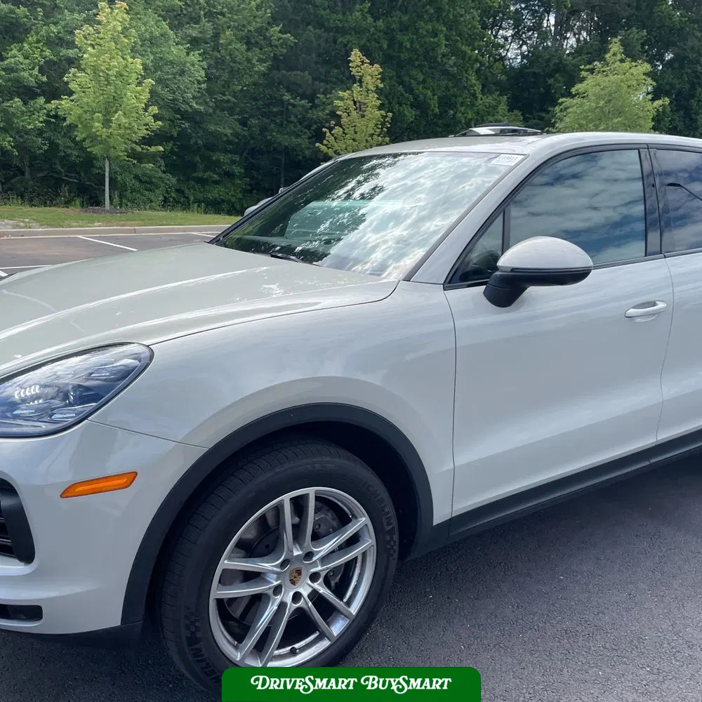 2022 Porsche Cayenne Base