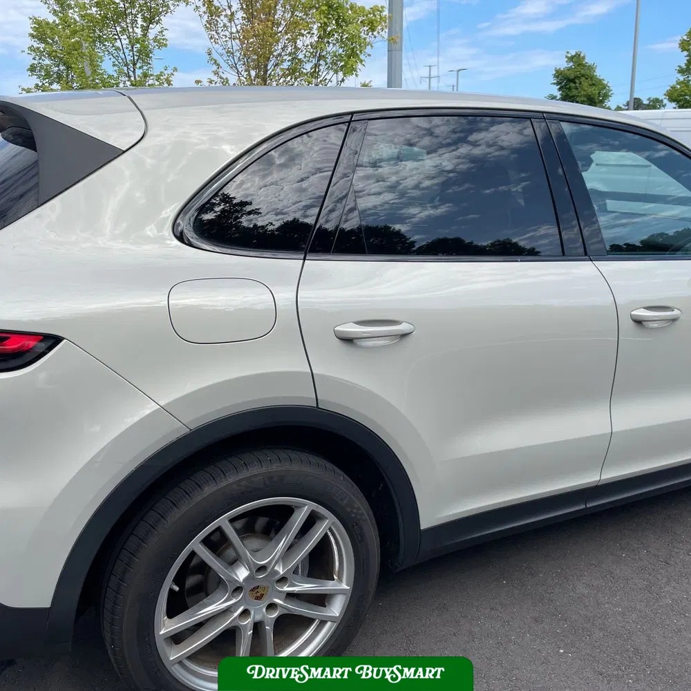 2022 Porsche Cayenne Base