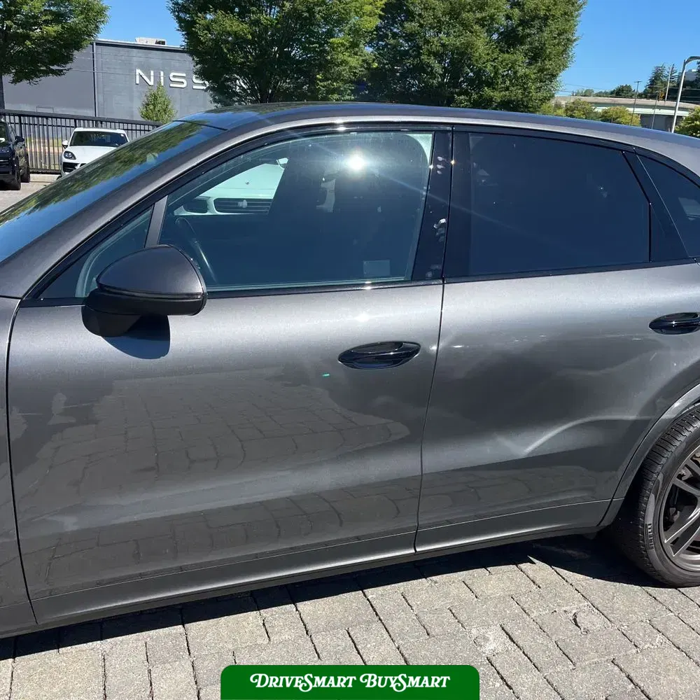 2022 Porsche Cayenne Base