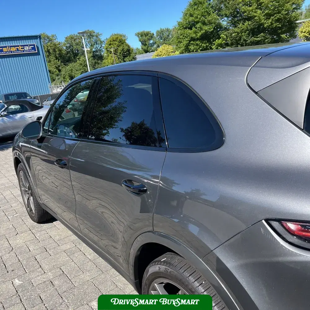 2022 Porsche Cayenne Base