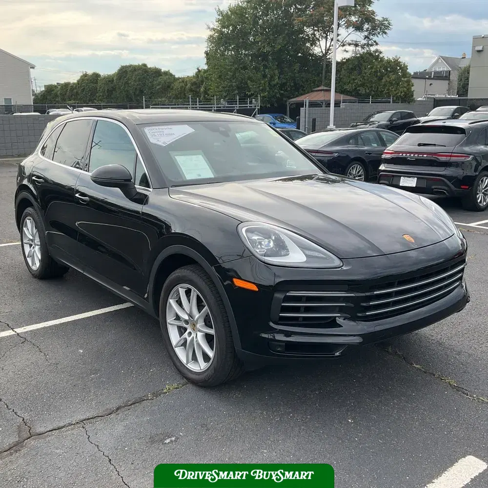 2023 Porsche Cayenne Base