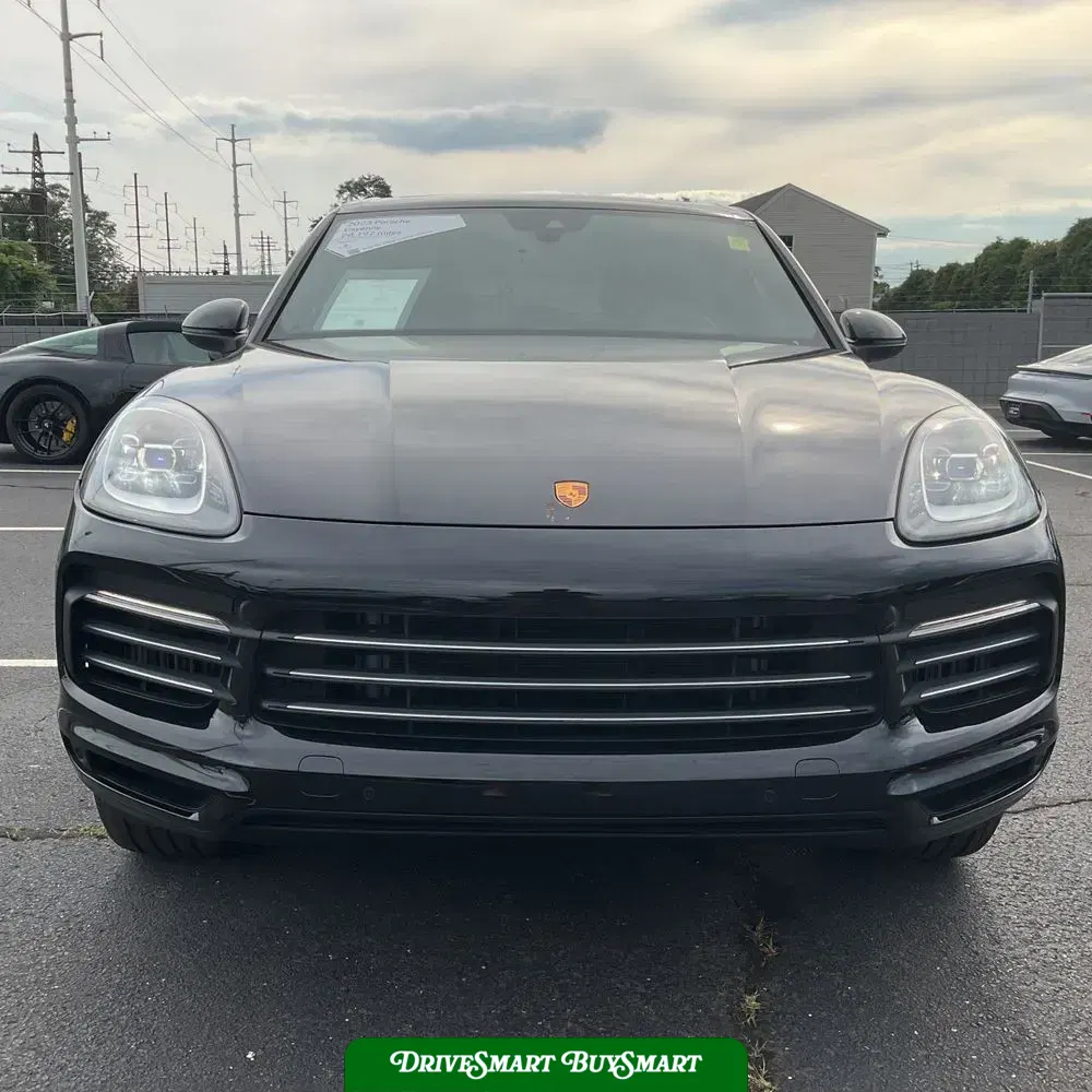 2023 Porsche Cayenne Base
