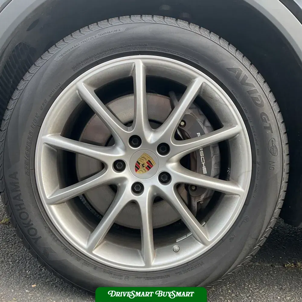 2023 Porsche Cayenne Base