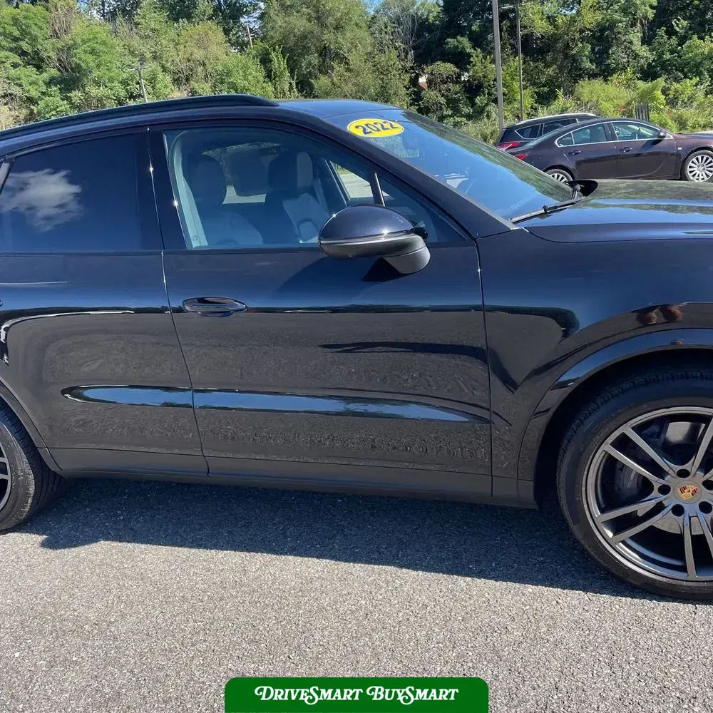 2022 Porsche Cayenne Platinum Edition