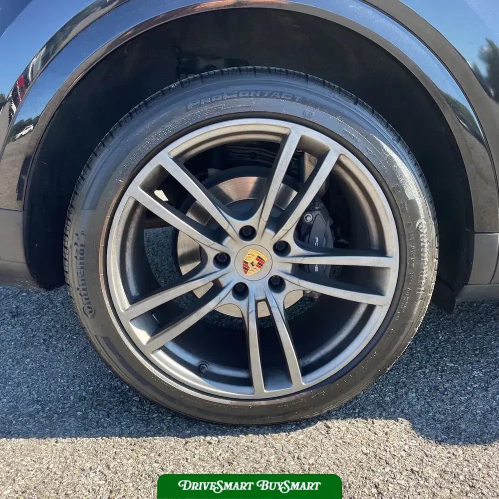 2022 Porsche Cayenne Platinum Edition