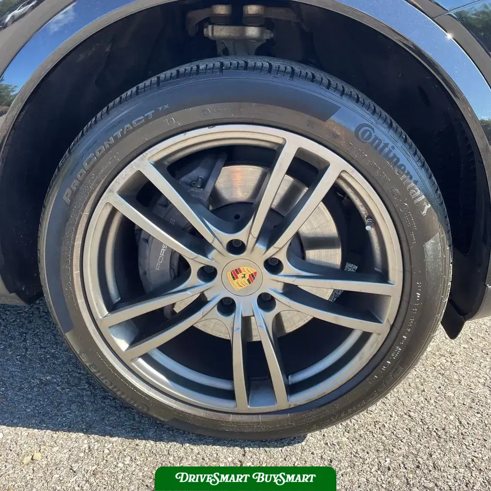 2022 Porsche Cayenne Platinum Edition