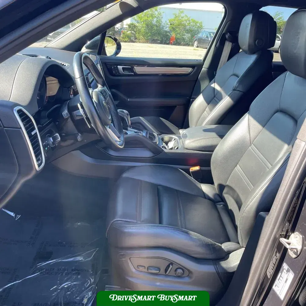 2022 Porsche Cayenne Platinum Edition