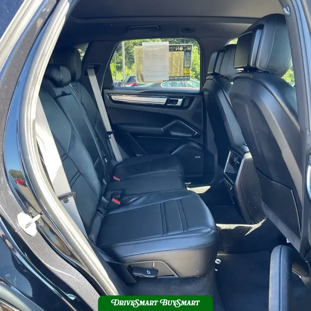 2022 Porsche Cayenne Platinum Edition