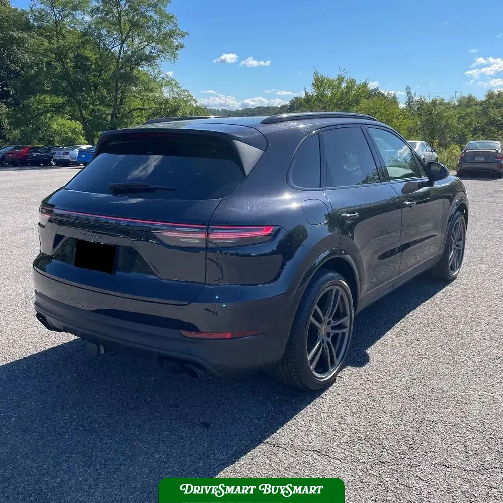 2022 Porsche Cayenne Platinum Edition