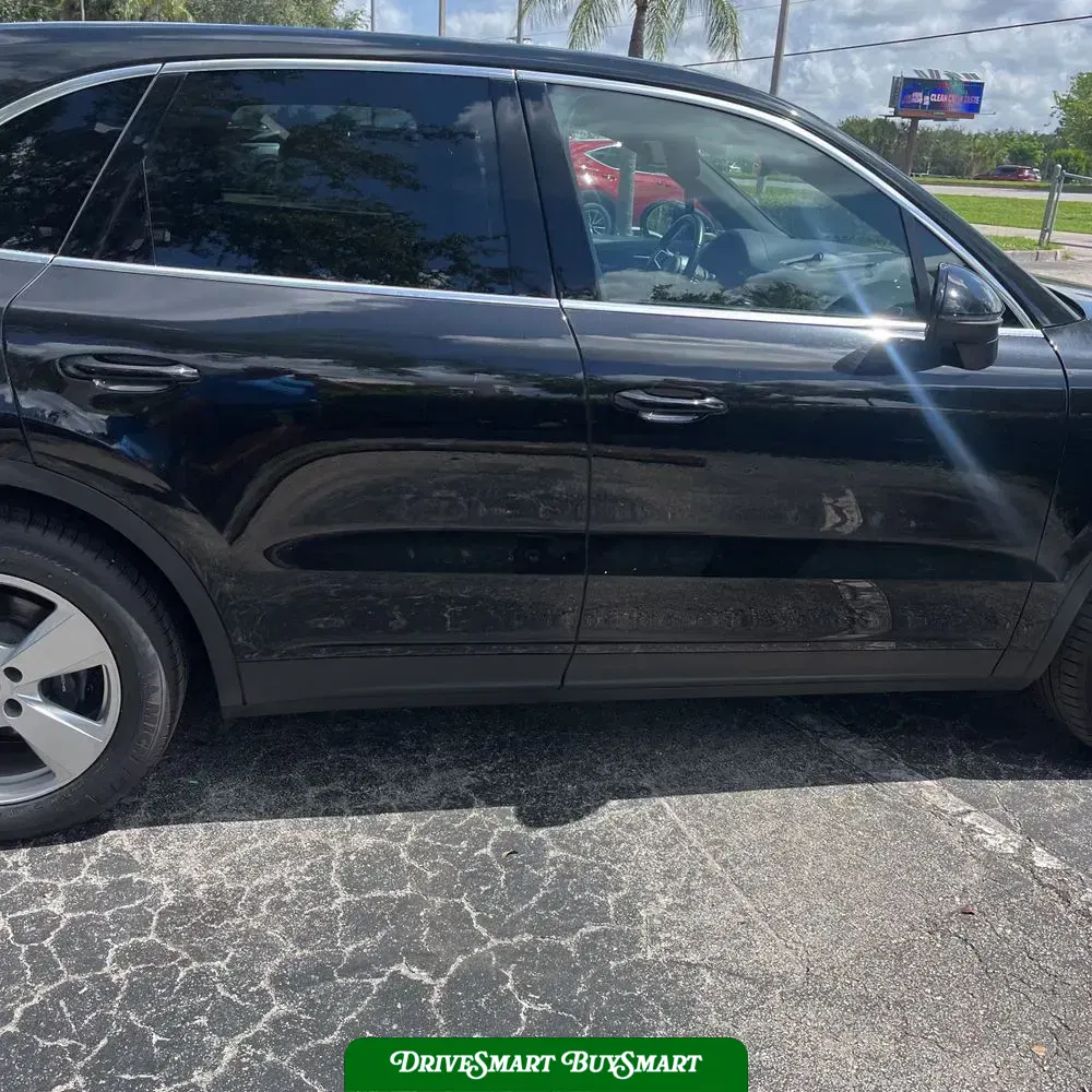 2022 Porsche Cayenne Base