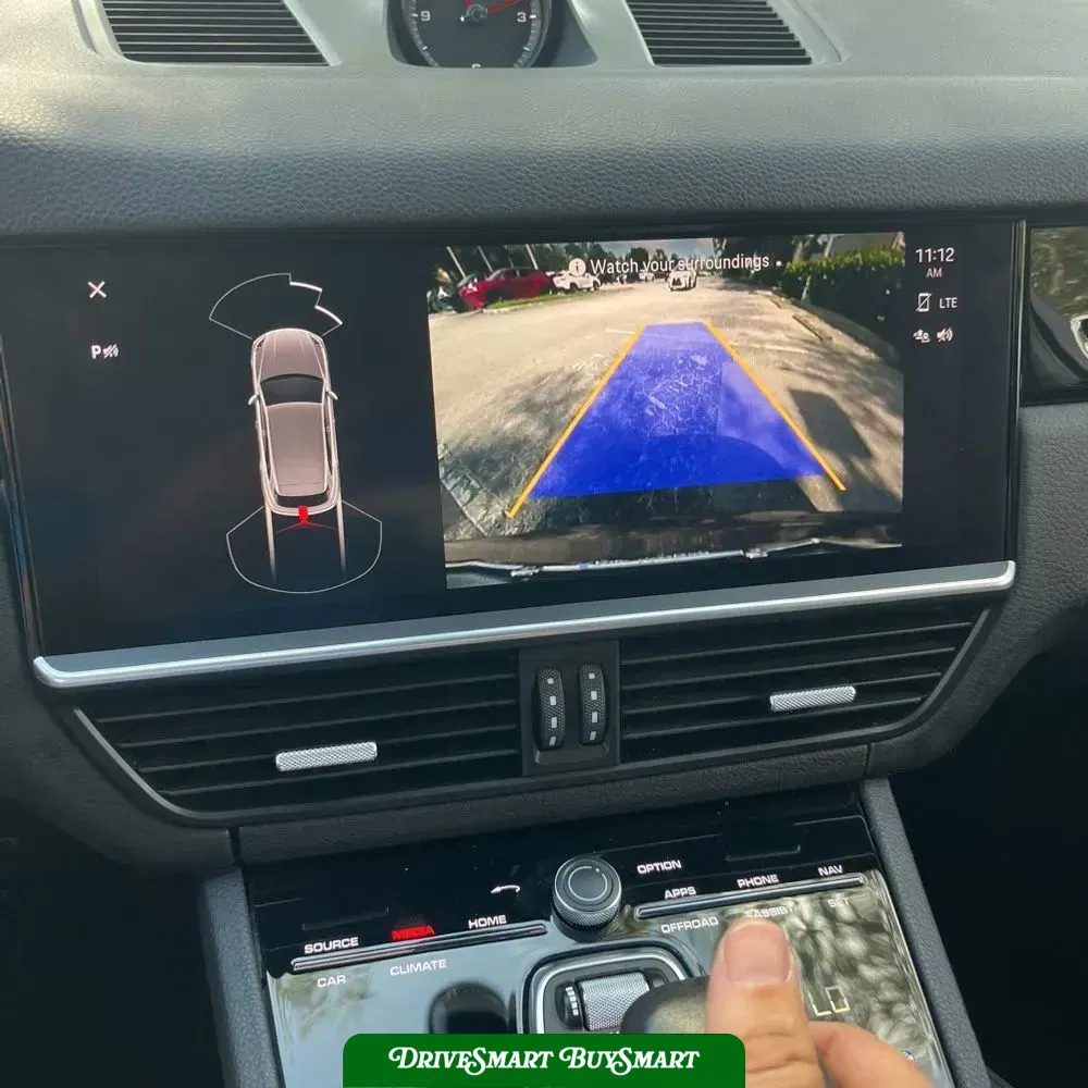 2022 Porsche Cayenne Base