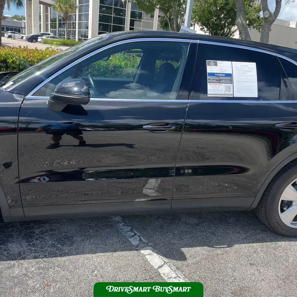 2022 Porsche Cayenne Base