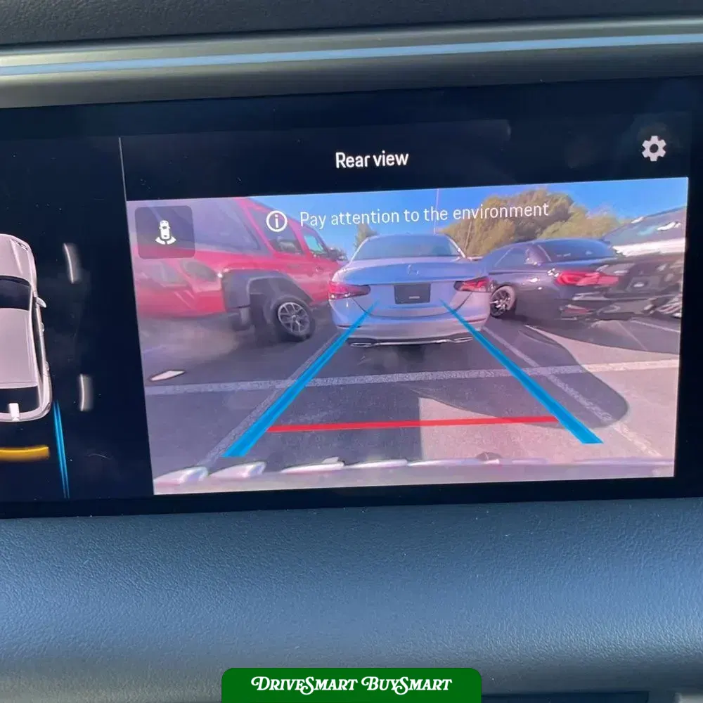 2025 Porsche Macan EV 4