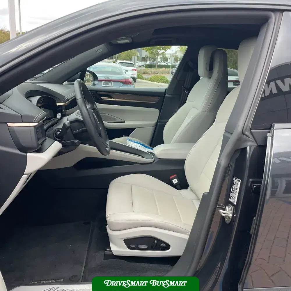 2024 Porsche Macan EV 4