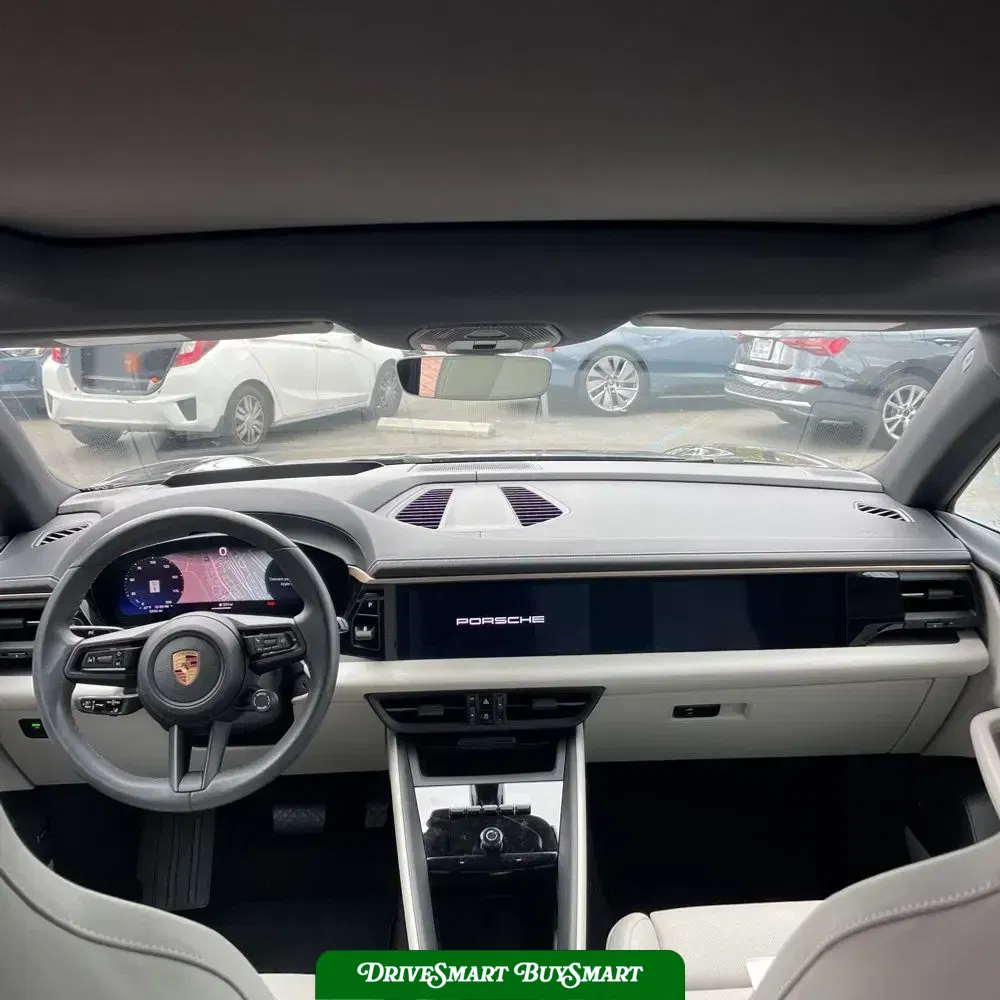 2024 Porsche Macan EV 4